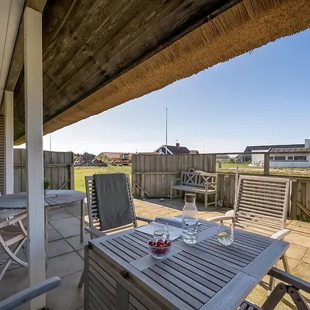 Roque - 250m From The Sea By Interhome